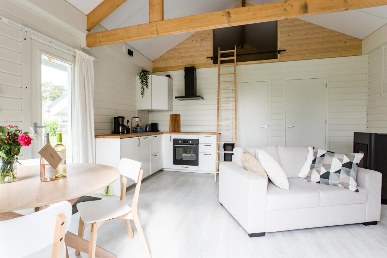 Chalet Met Loft - Vakantiepark De Schreiershoek Dokkum Eksteriør billede