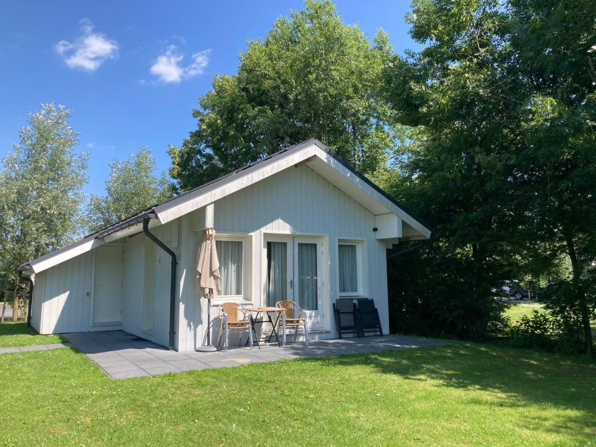Chalet Met Loft - Vakantiepark De Schreiershoek Dokkum Eksteriør billede